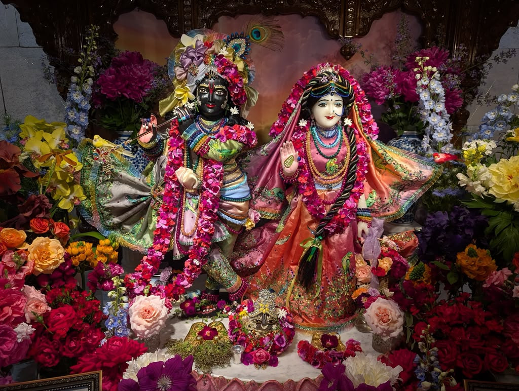Sri Radha Golokananda